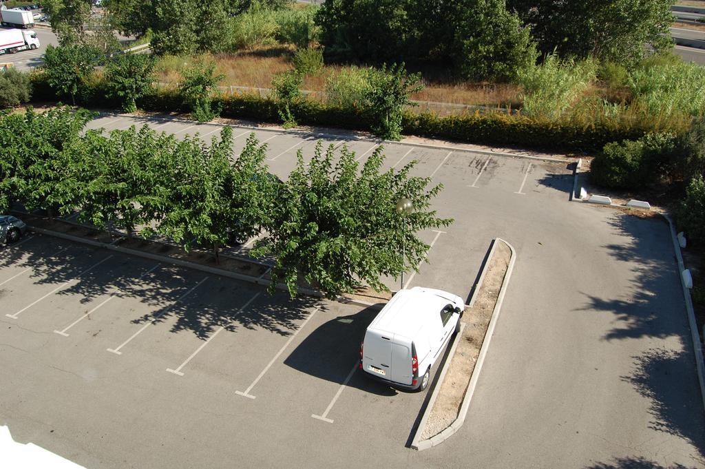 Ibis Budget Marseille Vitrolles Vitrolles  Exterior foto